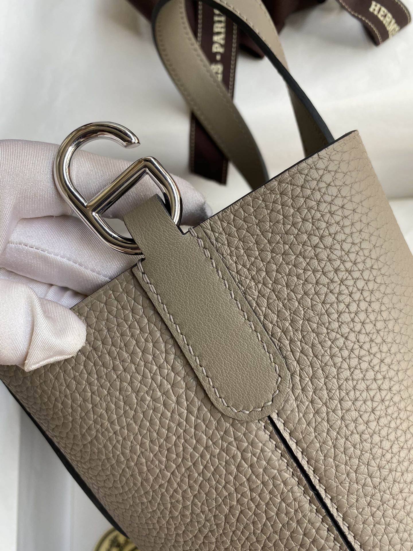 Hermes In The Loop 18 Bag In Gris Asphalte Clemence Leather